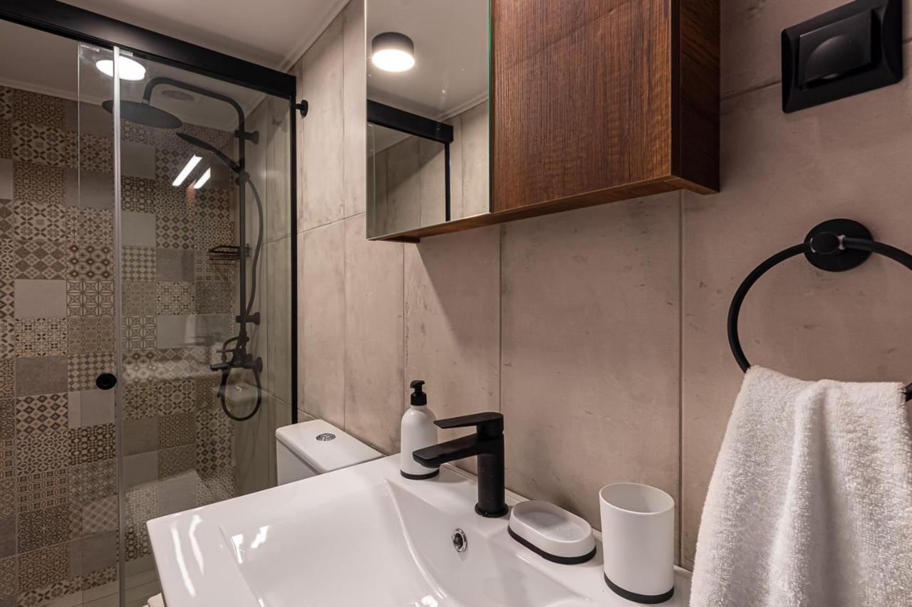 Kentia Modern/Artistic City Apartment Iraklion Buitenkant foto